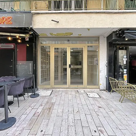 2 Bedroom Pradignac 305 Apartment *