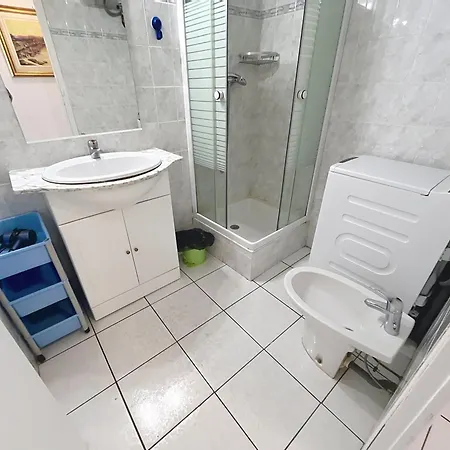2 Bedroom Pradignac 305 Apartment Cannes