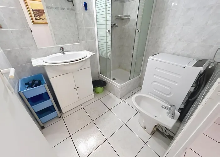 2 Bedroom Pradignac 305 Apartment Cannes