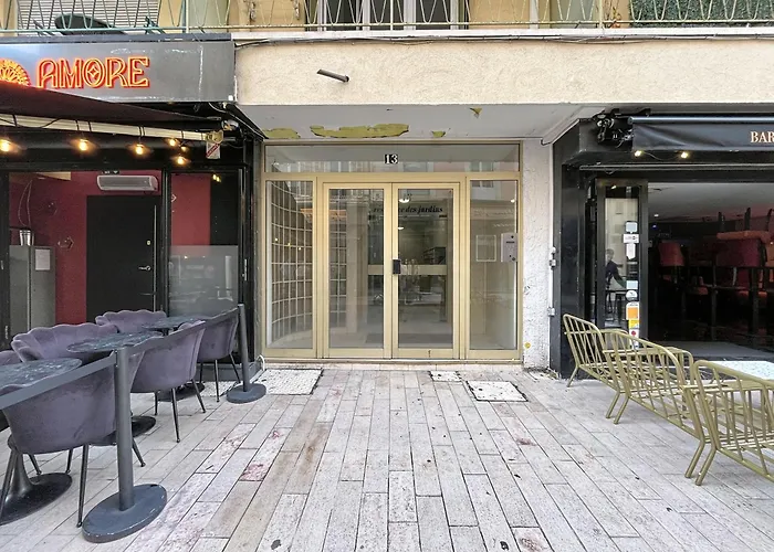2 Bedroom Pradignac 305 Apartment *